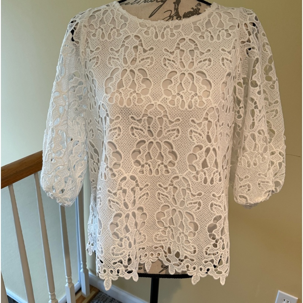 Banana Republic white lace overlay top